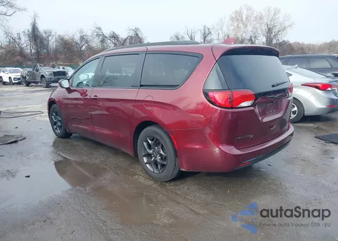 2018 Chrysler Pacifica Touring L из США, поврежденный, VIN 2C4RC1BG6JR258738